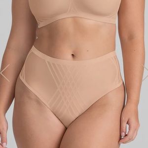 NWT Honeylove Silhouette Thong size L in sand